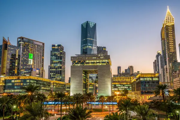Top 5 ‘Live-Near-Work’ Zones for 2025: DIFC, Business Bay & Beyond