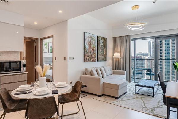 Flexible Lease Terms in Dubai: Monthly-Plus Options for Short-Term Residents
